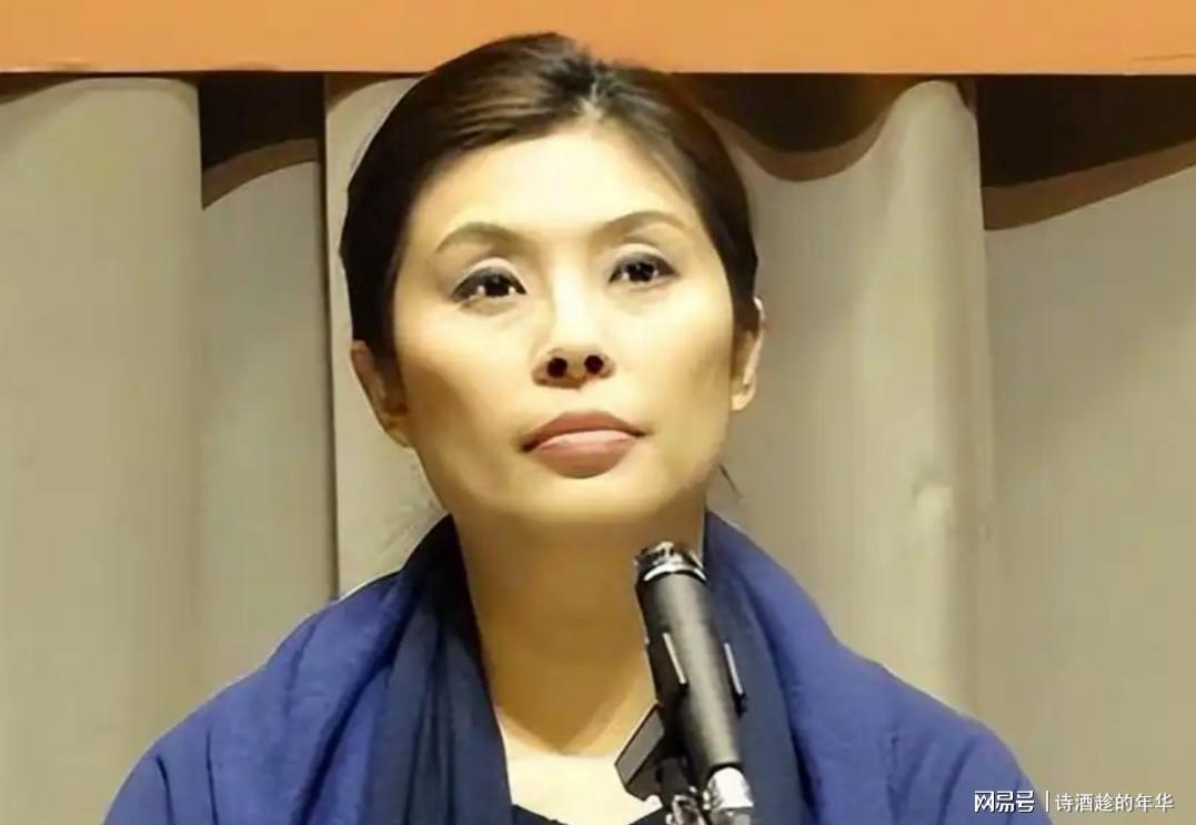  政治女性的伴侣模式：从郑丽文案例解剖“去家务化”婚姻结构的稳定性逻辑 新闻