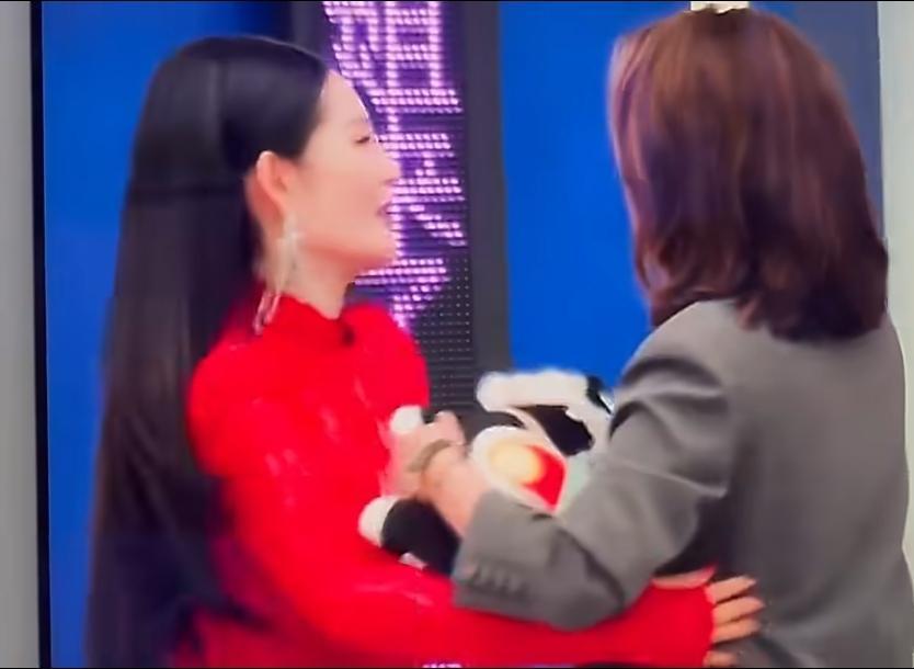  从《乘风2026》翻车复盘：主持人控场能力的五大核心维度 娱乐新闻